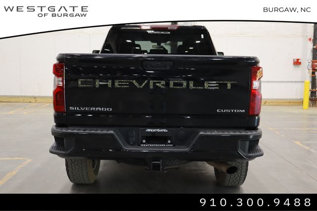 2022 Chevrolet Silverado 2500HD Custom photo 4