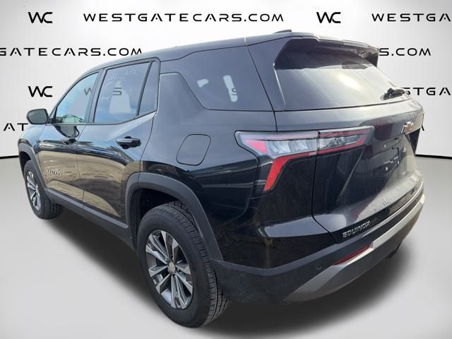2025 Chevrolet Equinox LT photo 4