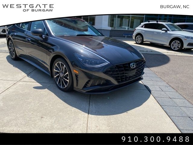 2022 Hyundai Sonata Limited photo 2