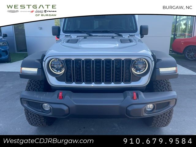 2024 Jeep Wrangler Rubicon photo 3