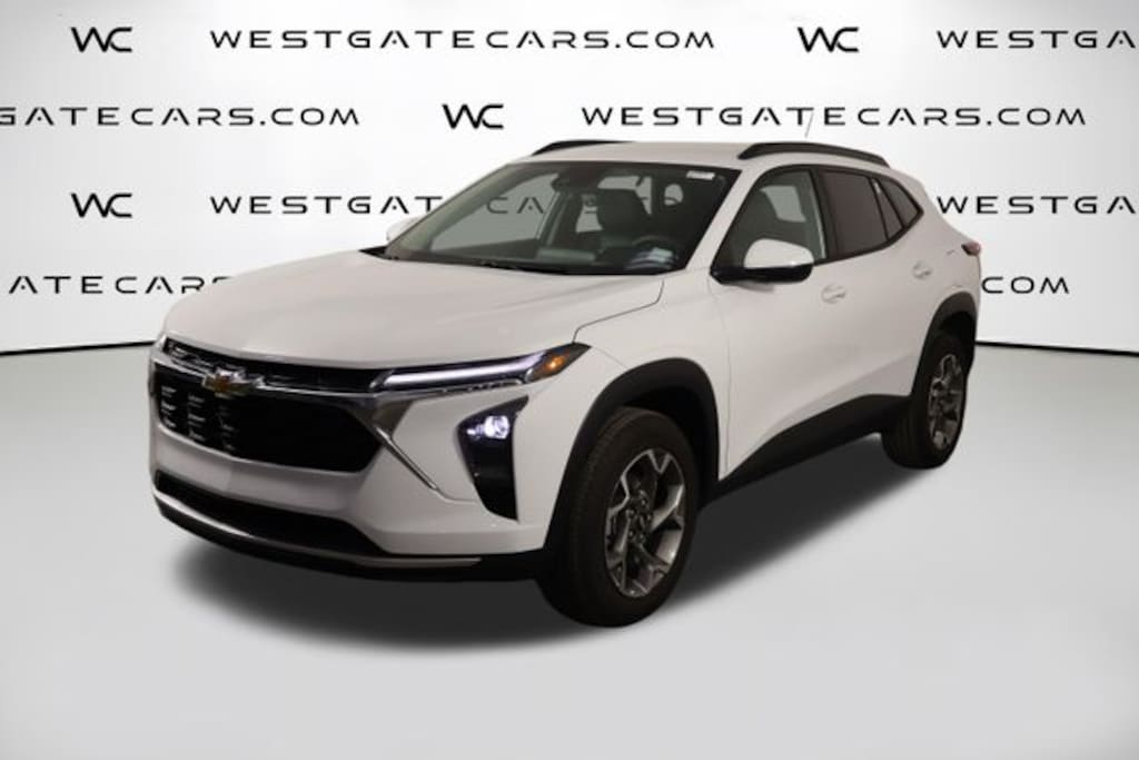 Used 2026 Chevrolet Trax LT SUV