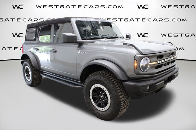 2023 Ford Bronco 4-Door Big Bend's photo