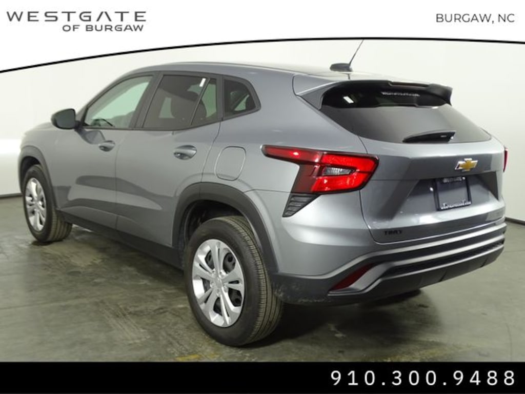 Used 2024 Chevrolet Trax LS SUV