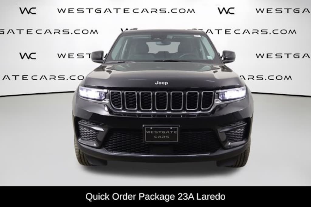 Used 2023 Jeep Grand Cherokee Laredo SUV
