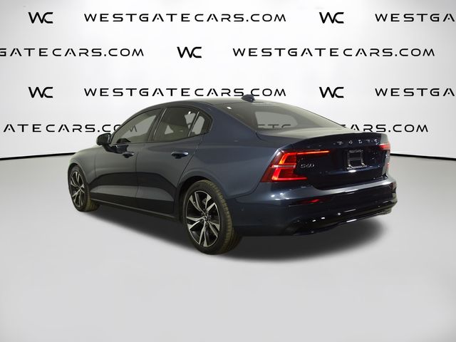 2023 Volvo S60 B5 Plus photo 3