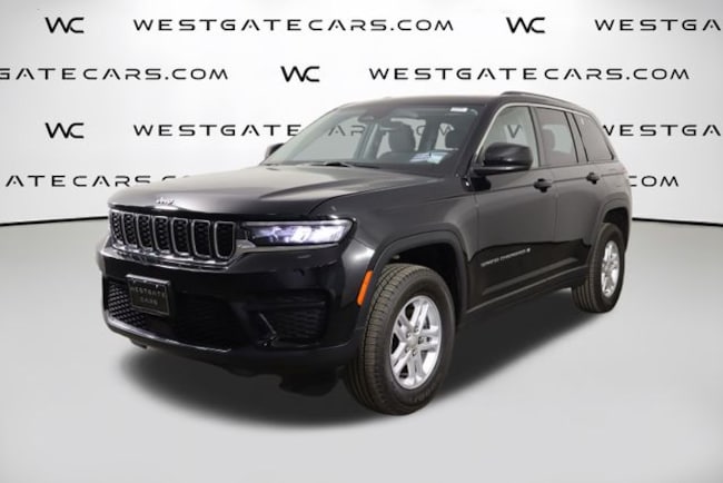 2023 Jeep Grand Cherokee Laredo SUV