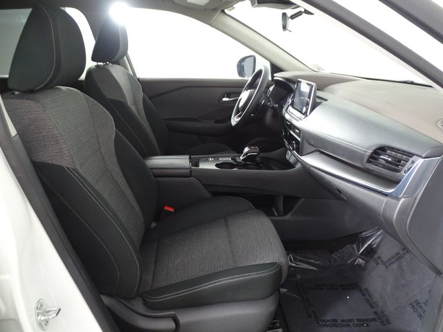 2023 Nissan Rogue SV - Photo 14