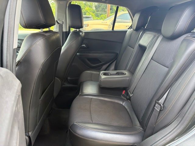 Photo 16