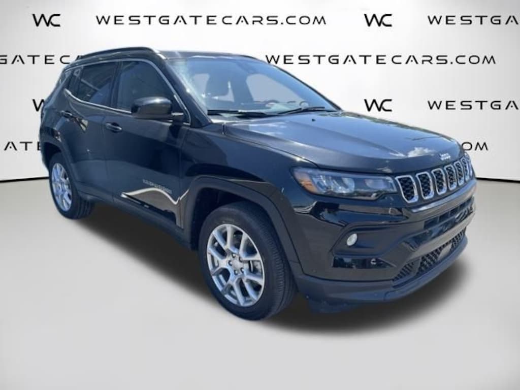 New 2024 Jeep Compass LATITUDE LUX 4X4 Sport Utility