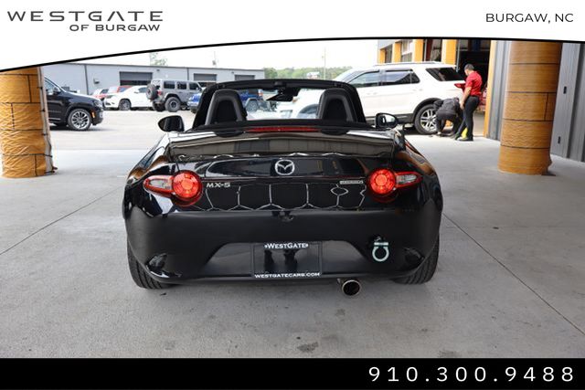2020 Mazda MX-5 Miata Miata Sport photo 4