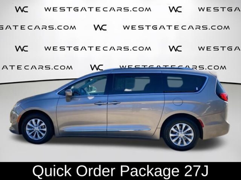 Used 2018 Chrysler Pacifica Touring L Plus Van