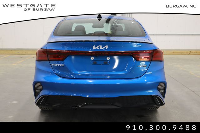 2023 Kia Forte GT-Line photo 4