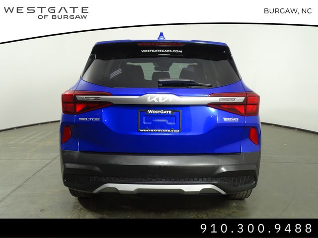 2022 Kia Seltos LX photo 4