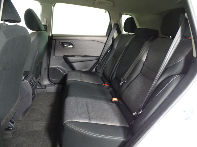 2023 Nissan Rogue SV - Photo 11