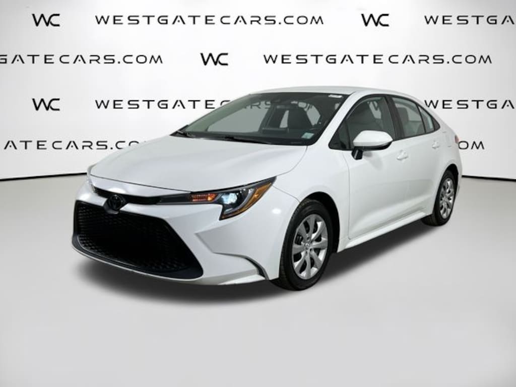 Used 2021 Toyota Corolla LE Sedan