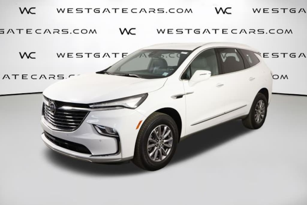 Used 2023 Buick Enclave Essence SUV