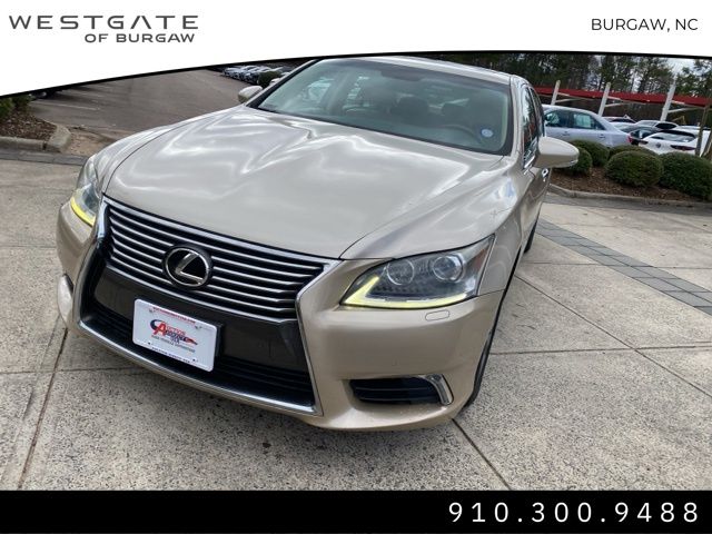 2014 Lexus LS 460 photo 4