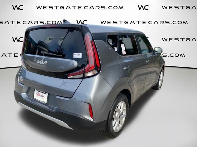 2023 Kia Soul S - Photo 14