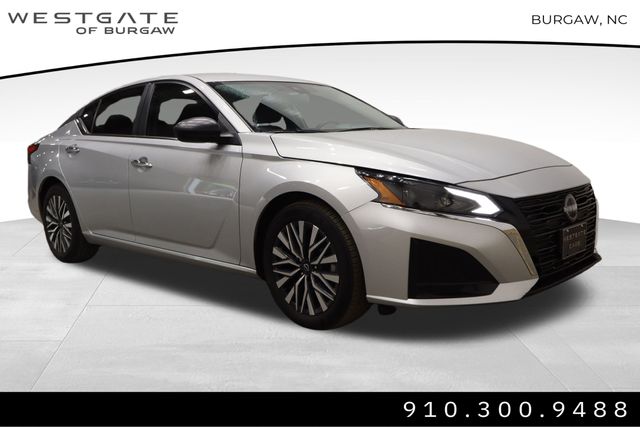 2024 Nissan Altima SV