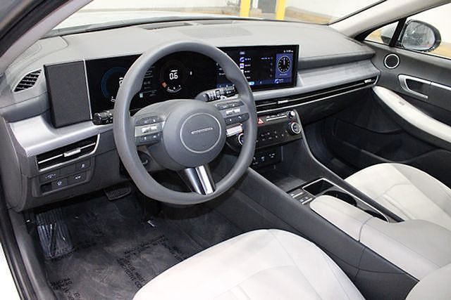 2024 Hyundai Sonata SEL - Photo 22