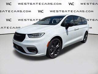 2026 Chrysler Pacifica SELECT Passenger Van