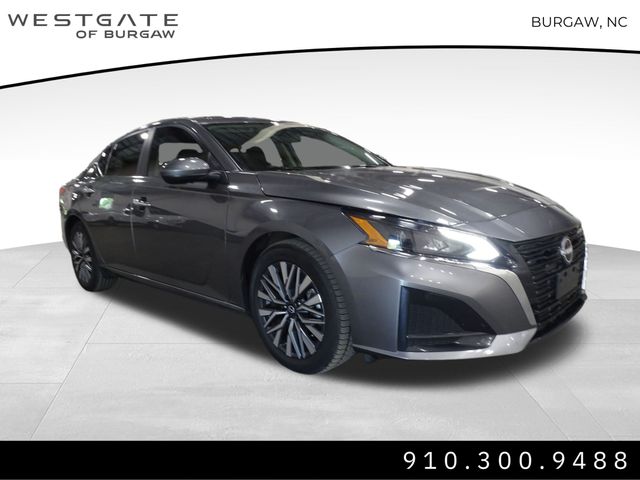 2023 Nissan Altima SV