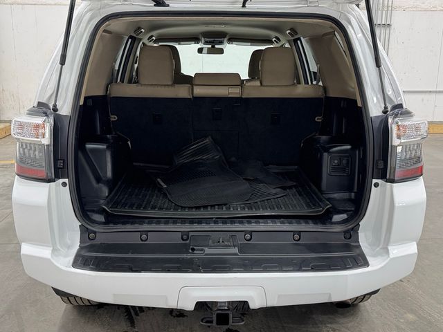 2019 Toyota 4Runner SR5 - Photo 14