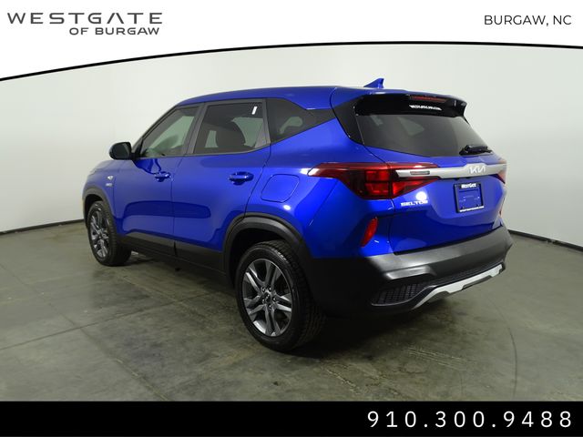 2022 Kia Seltos LX photo 3