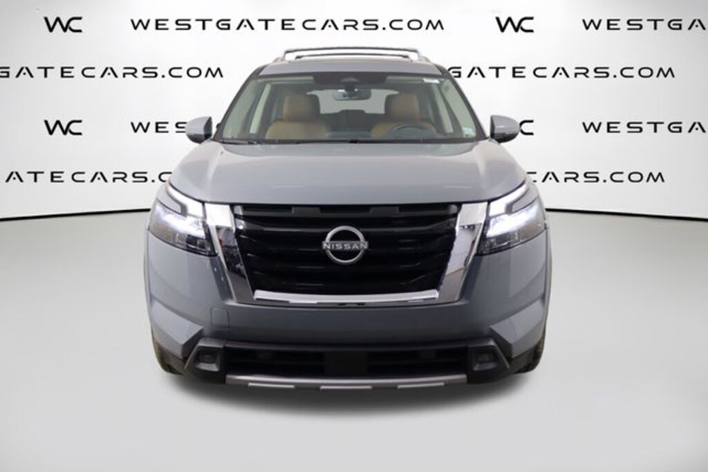 Used 2025 Nissan Pathfinder Platinum SUV