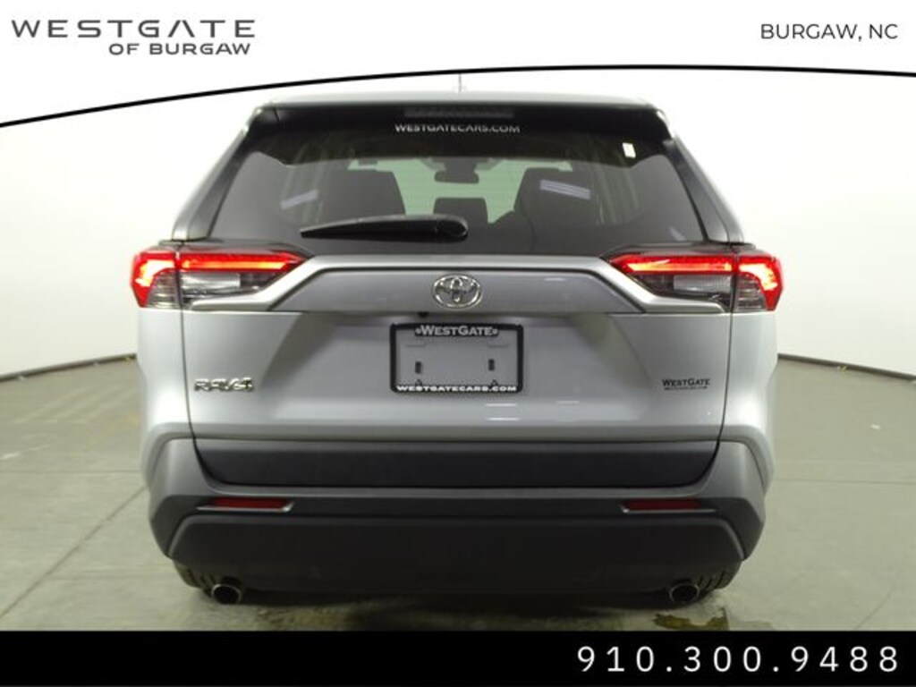 Used 2022 Toyota RAV4 LE SUV