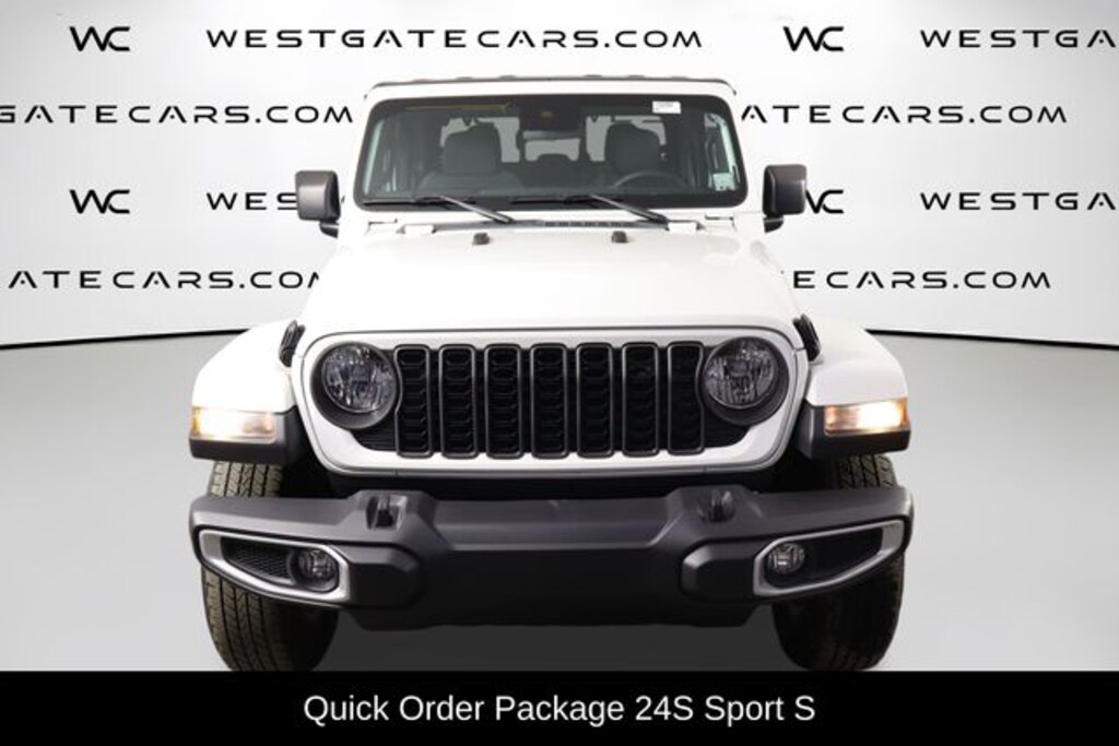 Used 2024 Jeep Gladiator Sport Truck Crew Cab