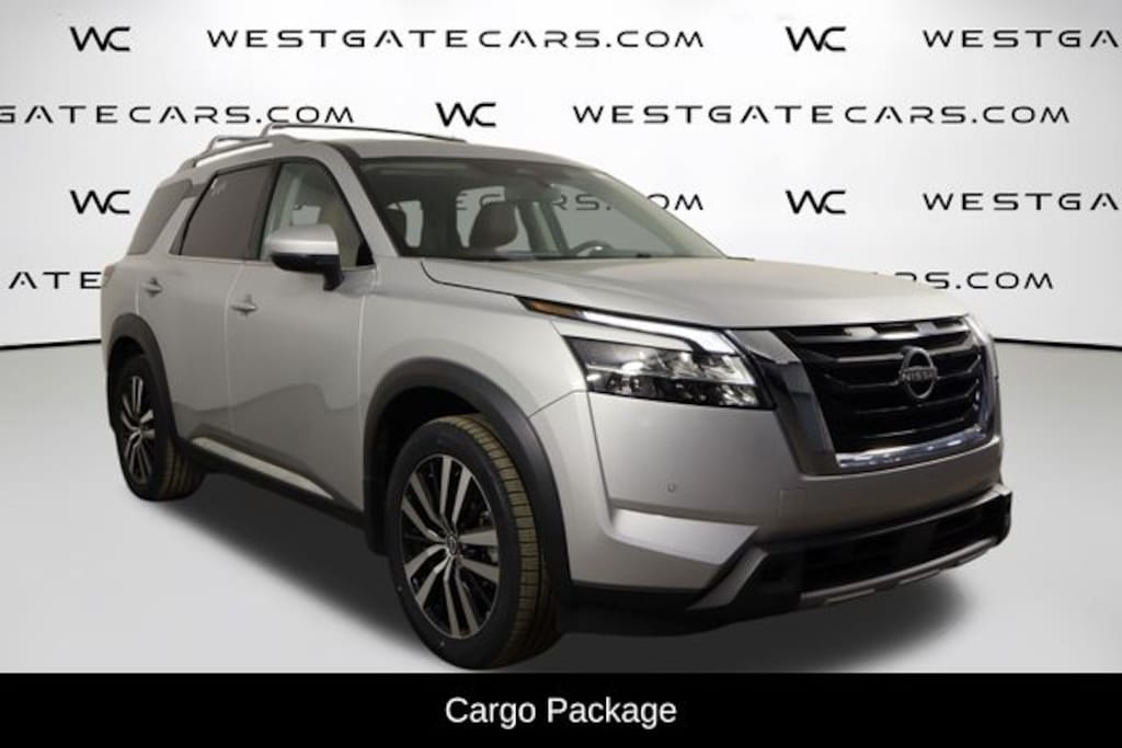Used 2024 Nissan Pathfinder Platinum SUV