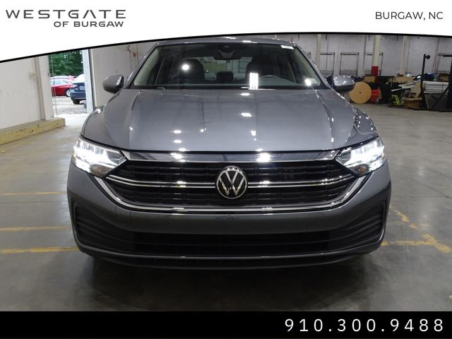 2024 Volkswagen Jetta 1.5T SE photo 2