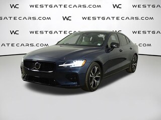 2023 Volvo S60 B5 FWD Plus Dark Sedan