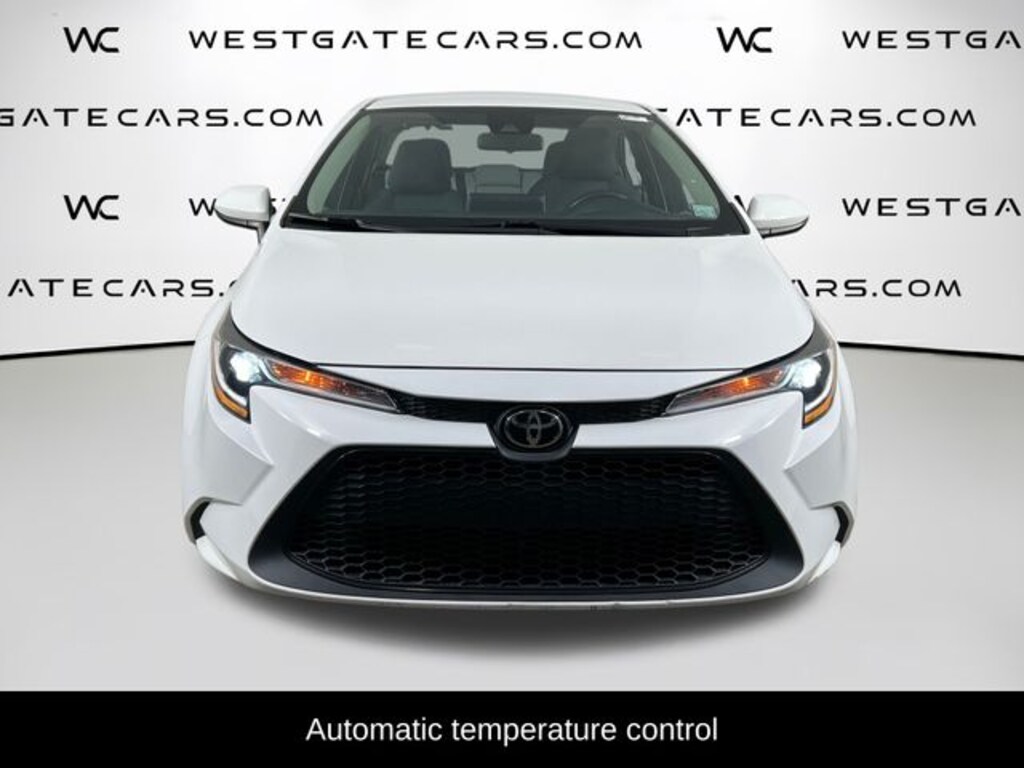 Used 2021 Toyota Corolla LE Sedan