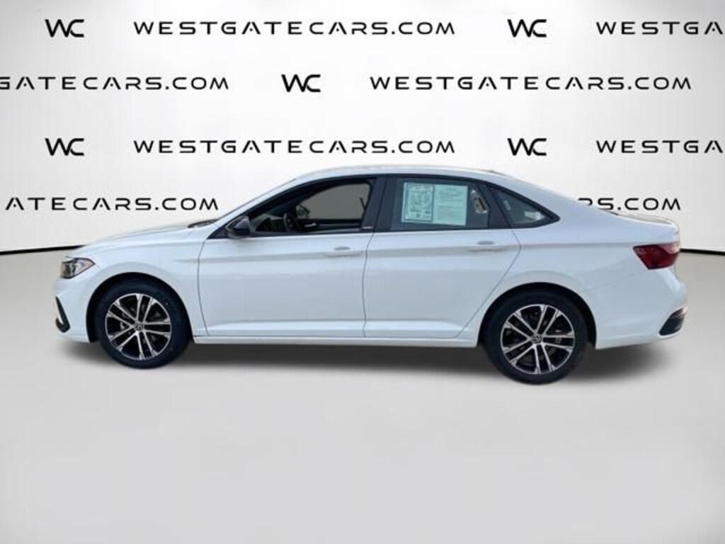 Used 2025 Volkswagen Jetta 1.5T Sport Sedan