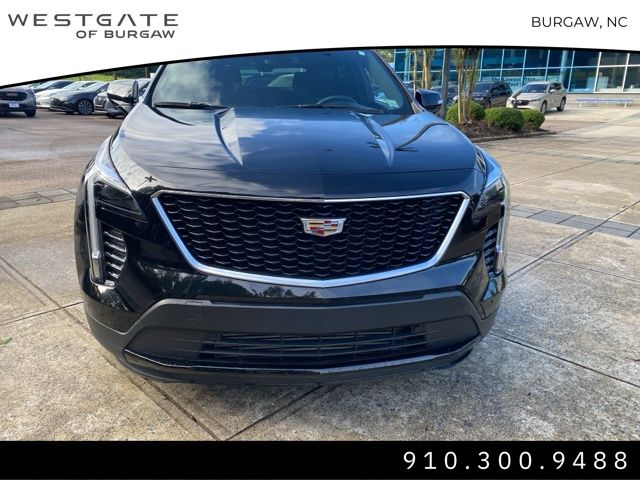 2023 Cadillac XT4 Sport photo 3