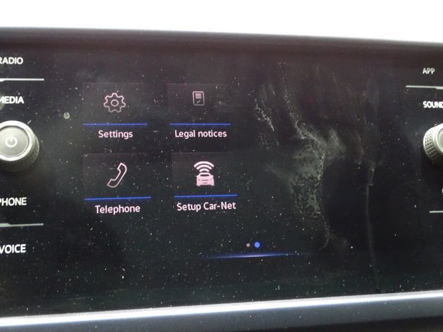 2022 Volkswagen Taos SE - Photo 35