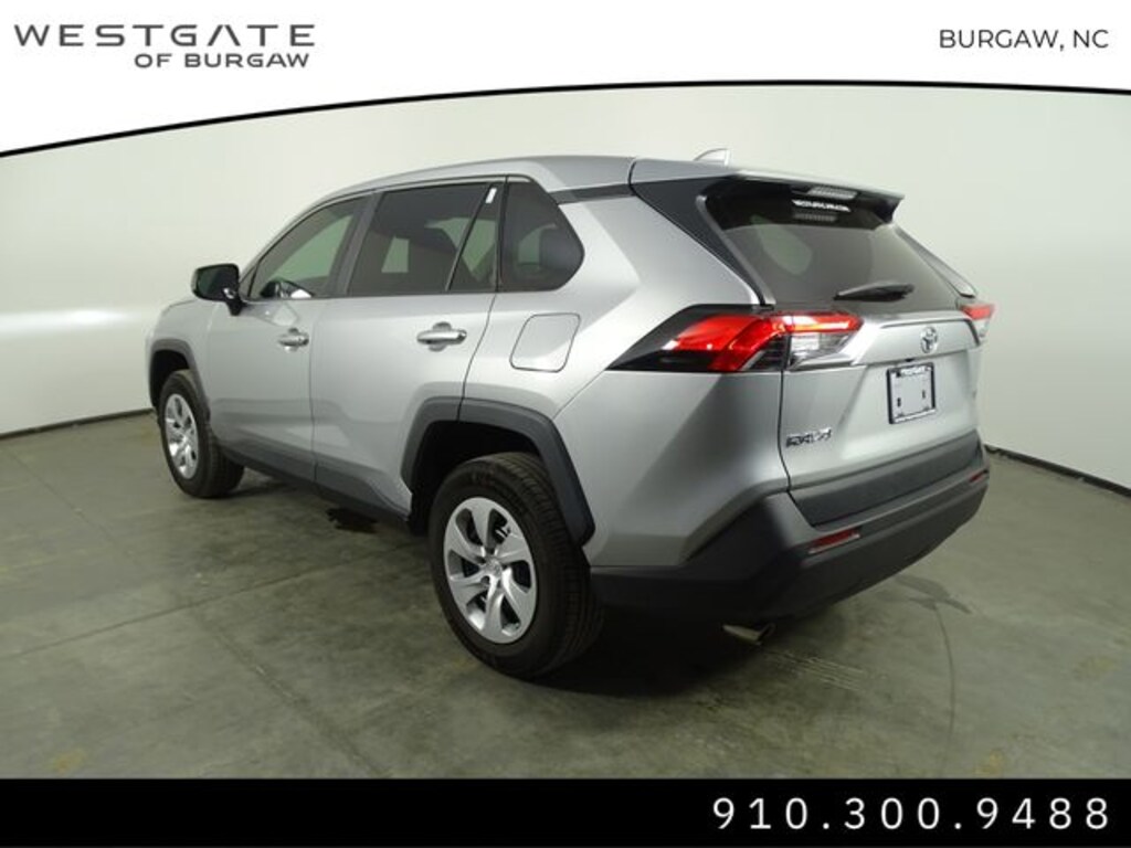 Used 2022 Toyota RAV4 LE SUV