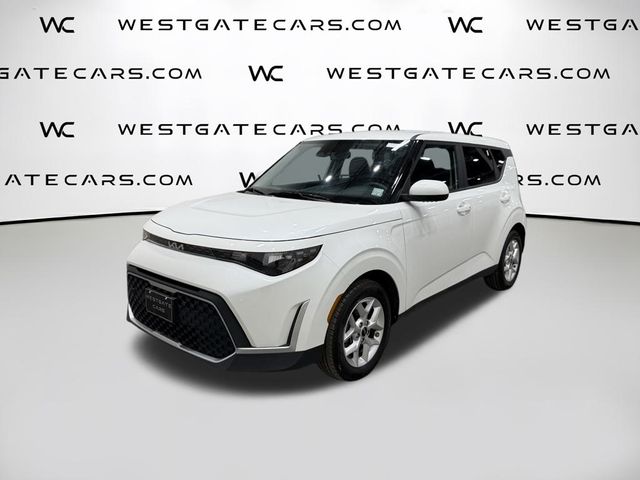 2023 Kia Soul S's photo