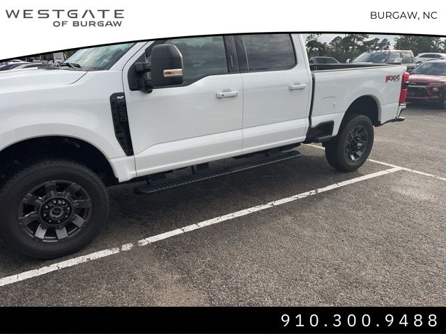 2023 Ford F-250 XLT photo 2