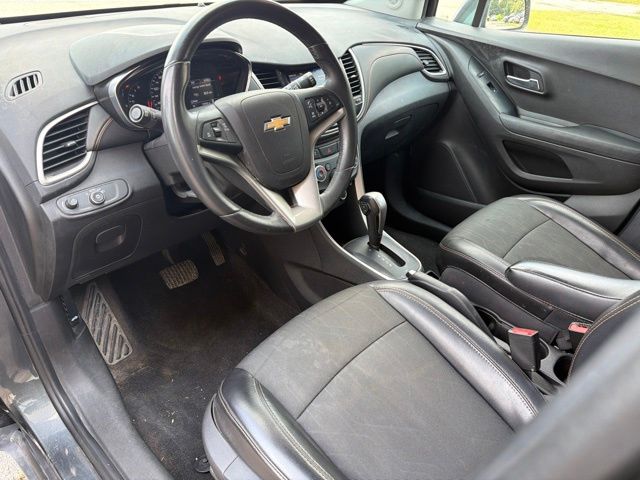 Photo 17