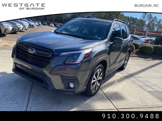 2022 Subaru Forester Limited photo 4