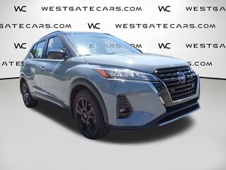 2022 Nissan Kicks SR SUV