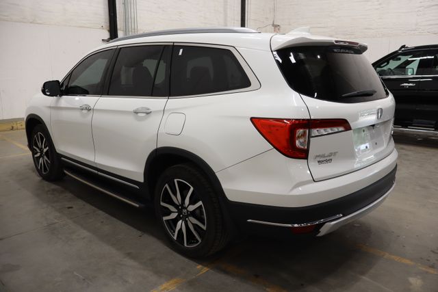 2022 Honda Pilot Elite photo 3