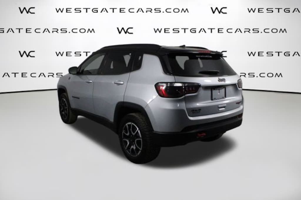 Used 2024 Jeep Compass Trailhawk SUV