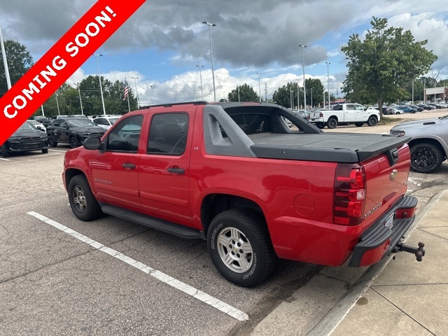 Used 2007 Chevrolet Avalanche LS with VIN 3GNEC120X7G310668 for sale in Wake Forest, NC