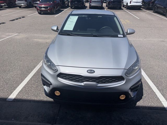 2019 Kia Forte LXS photo 2