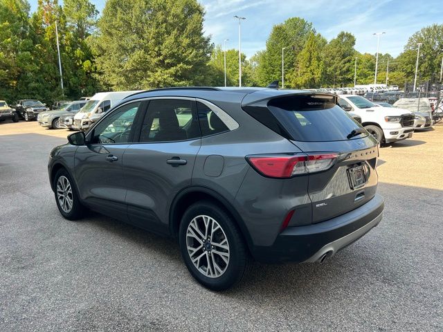 2021 Ford Escape SEL photo 4