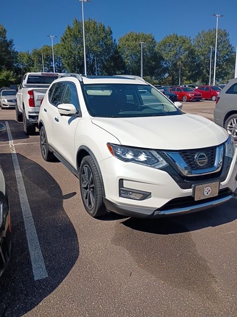 2018 Nissan Rogue SL photo 3